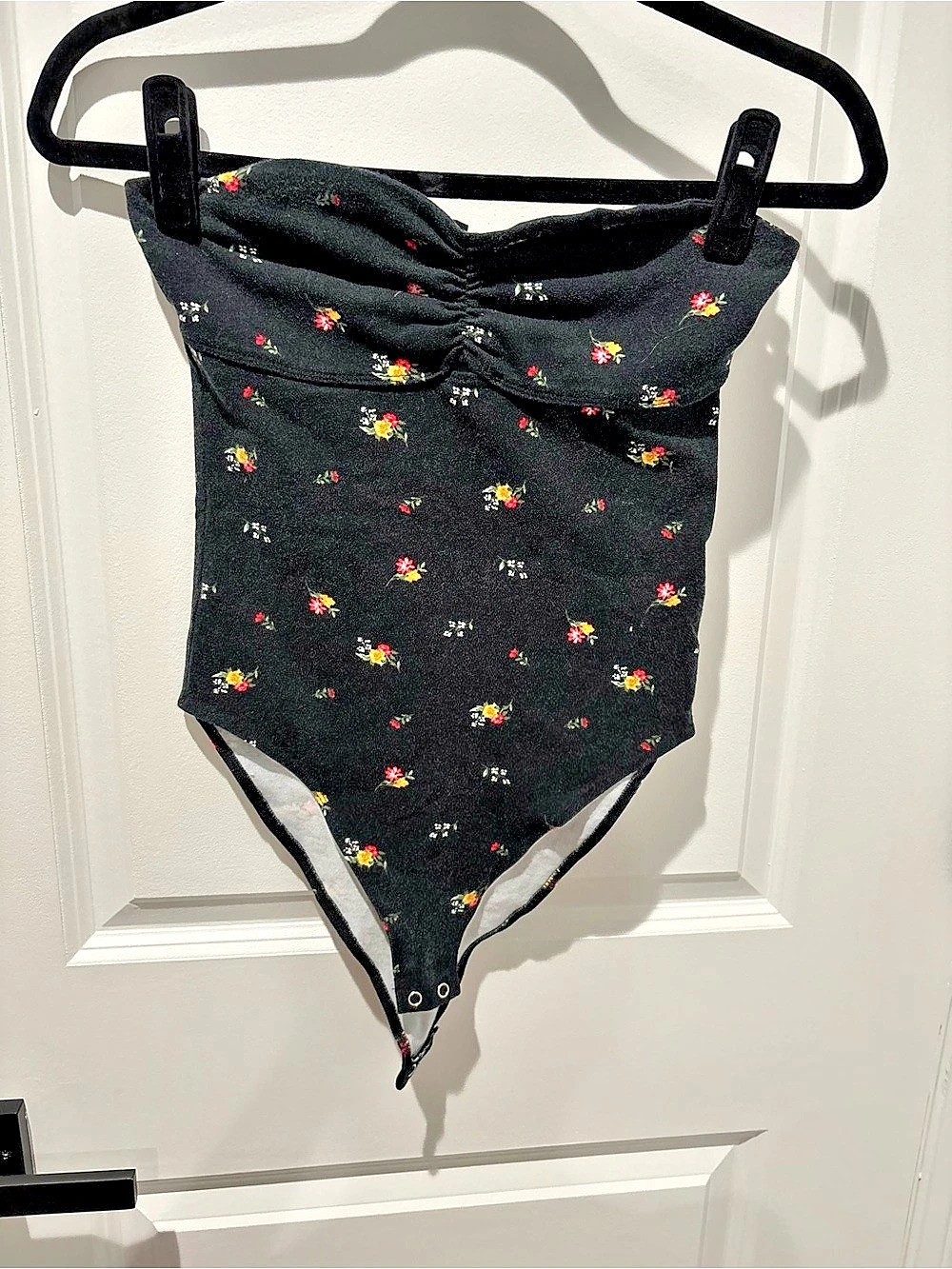 Forever 21 Floral Ruched Bodysuit Black Size Medium